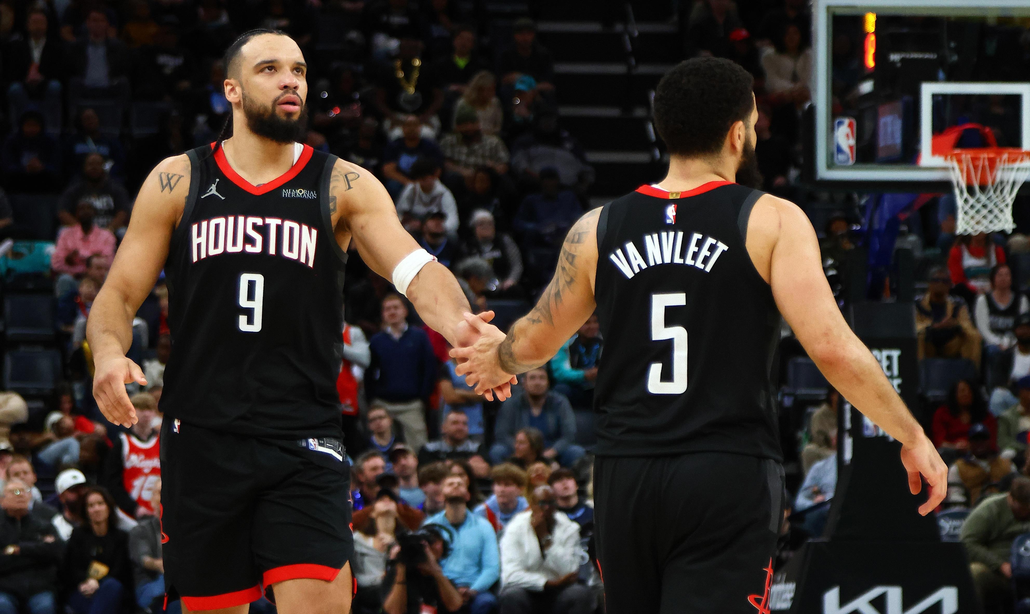 九游体育官网入口-包含赛地聚焦——NBA总决赛冲刺阶段热度飙升，尤文图斯状态回暖，更衣室稳定，更衣室氛围转暖的词条